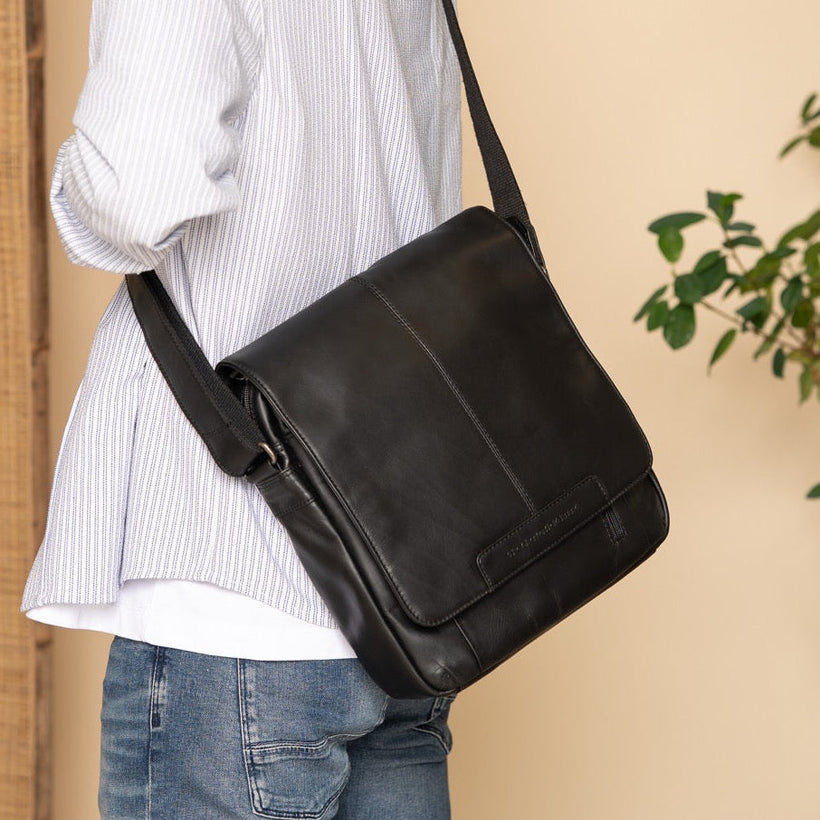 Raphael Full-Grain Leather Crossbody Bag чоловіча