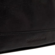 
Classic 100% Full-Grain leather Bag - Вигляд ззаду з посиленими шкіряними ременями та прострочкою