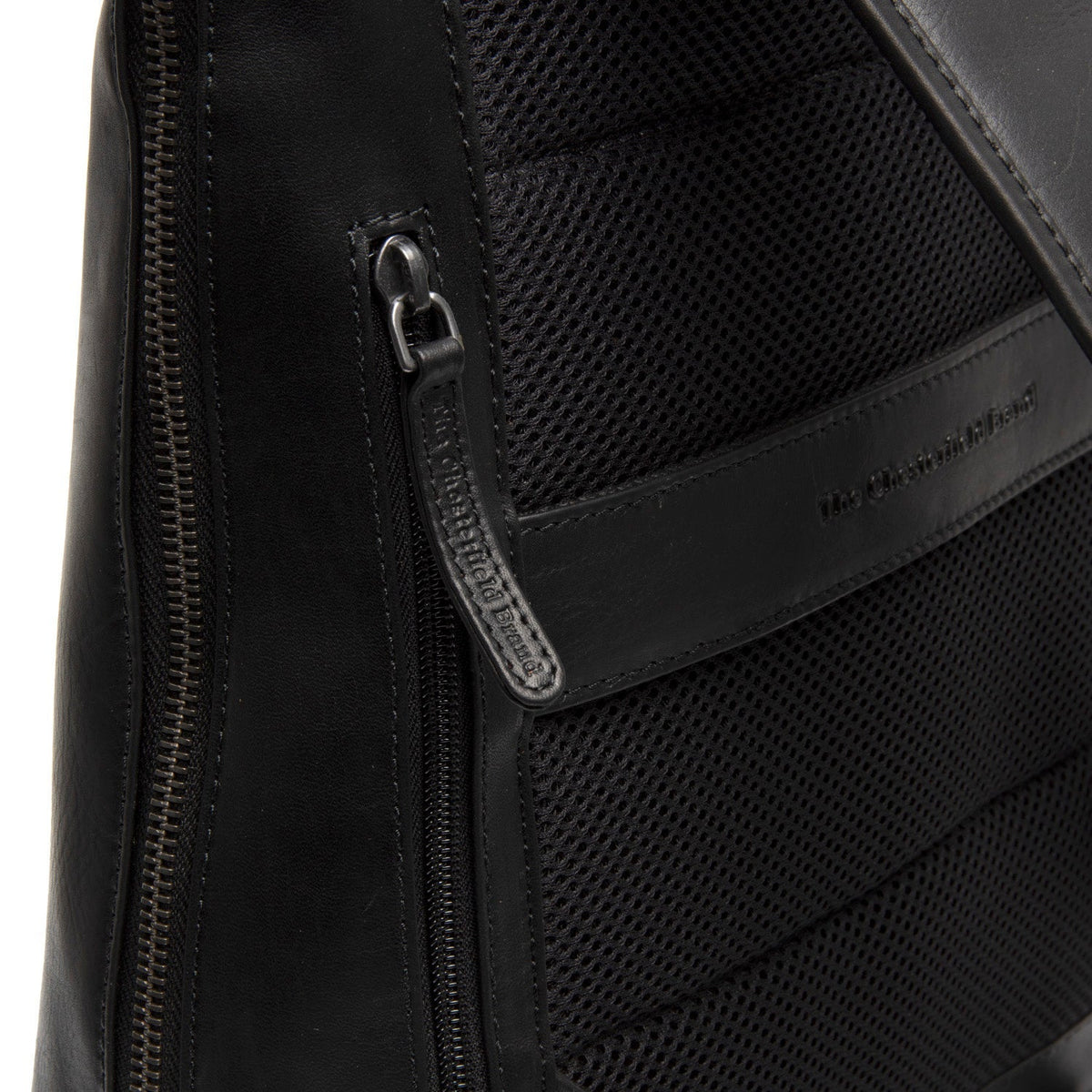 Вигляд підкладки Showing Dedicated Padded Laptop Sleeve & Multi-Compartment Organization