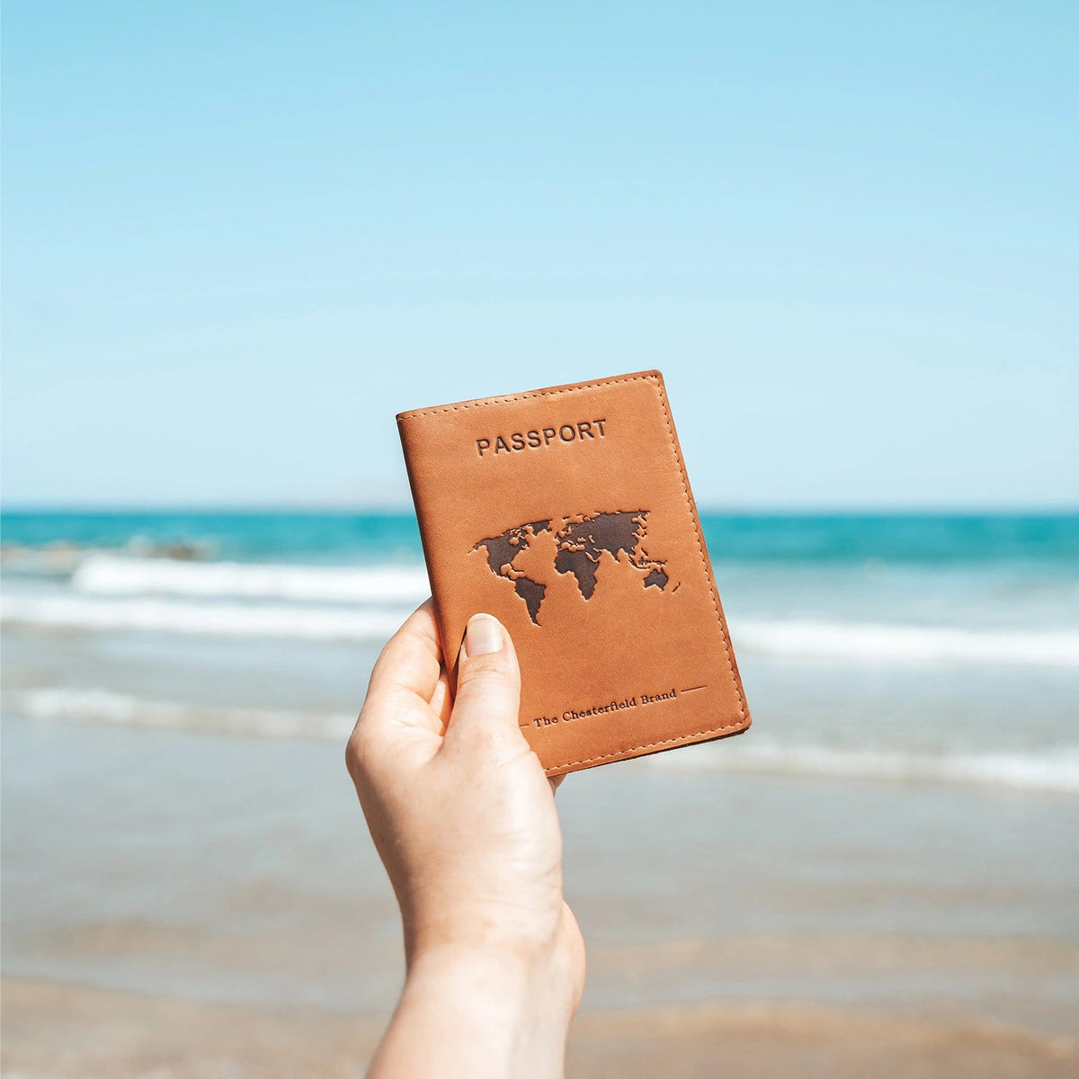 
Leather Passport Case для Жінок для Жінок – alternate product view 2