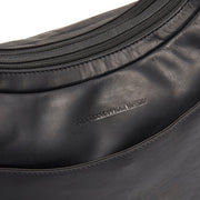 
Classic 100% Full-Grain leather Bag - Вигляд ззаду з посиленими шкіряними ременями та прострочкою