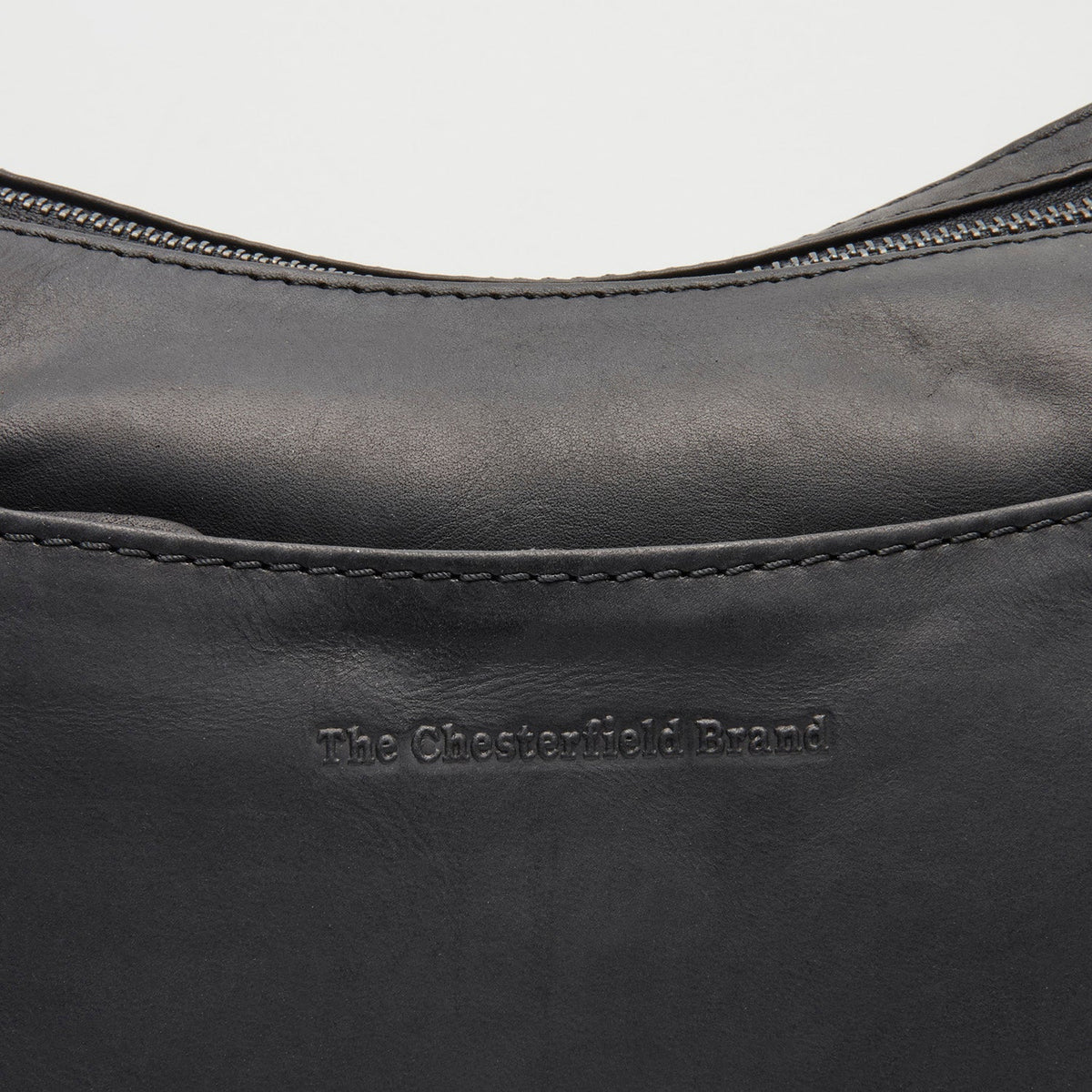 
Classic 100% Full-Grain leather Bag - Вигляд ззаду з посиленими шкіряними ременями та прострочкою