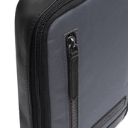 
Вигляд підкладки Showing Dedicated Padded Laptop Sleeve & Multi-Compartment Organization