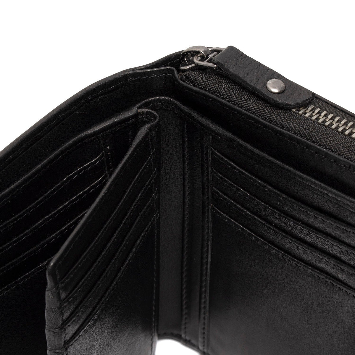 
Вигляд підкладки Showing Dedicated Padded Laptop Sleeve & Multi-Compartment Organization