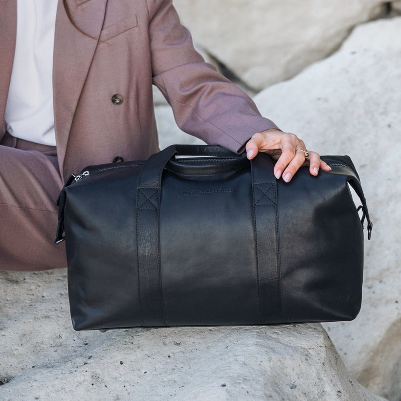Conor Full-Grain Leather Weekender Bag жіноча