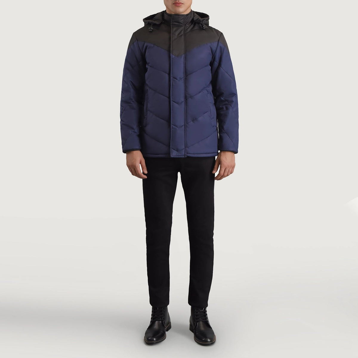 
Luka Чорний & Синій Hooded Puffer Шкіряна куртка для Чоловіків - Вигляд збоку з ергономічним кроєм рукава