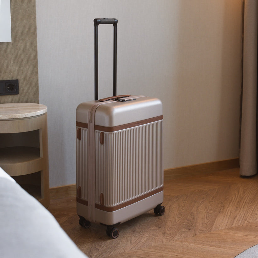 Medium Suitcase Zuna для Жінок