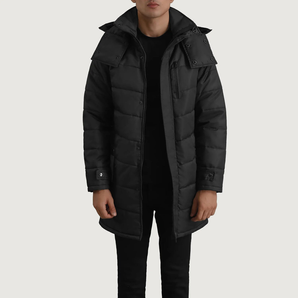 
Moore Чорний Hooded Parka для Чоловіків у натуральній чорній воловій шкірі - Вигляд спереду та приталений силует | Купити в офіційному онлайн-магазині