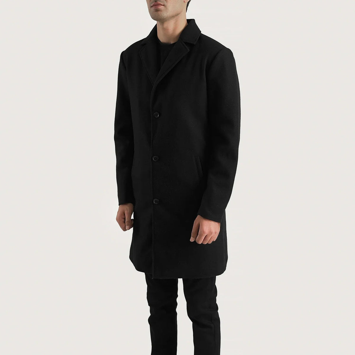 
Black Synthetic Wool Trench Coat - Вигляд ззаду з ідеальною посадкою по плечах та рівним подолом