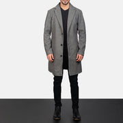 
Крупний план деталей of Notch & Button Hardware on Petrillo Grey Wool Single Breasted Шкіряне пальто для Чоловіків