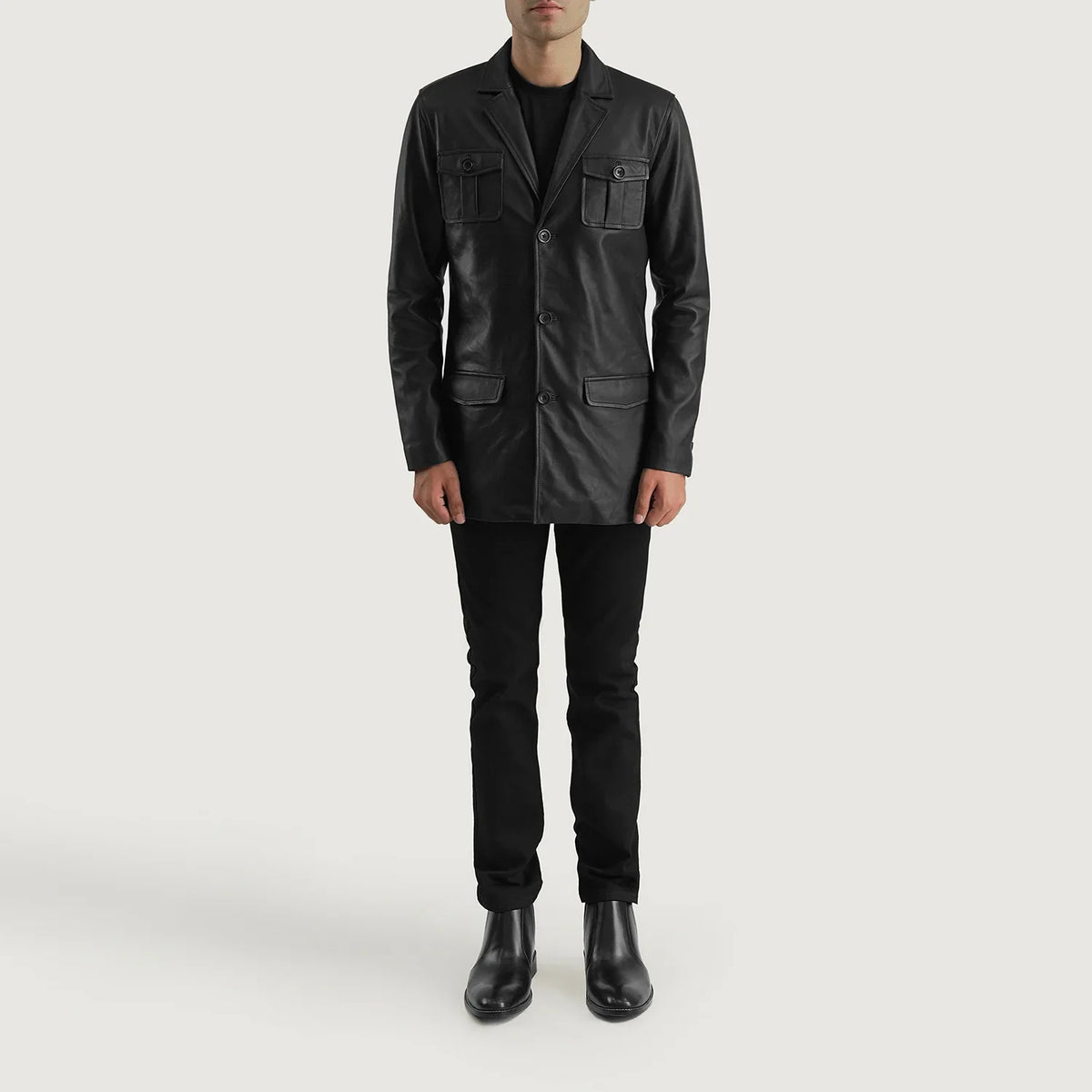 
Ray Cutler Black Leather Blazer - Вигляд збоку з ергономічним кроєм рукава