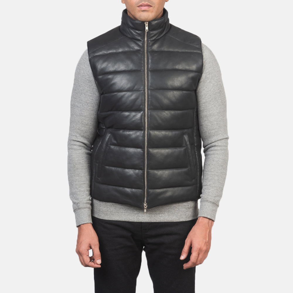 
Крупний план деталей of Classic Collar & Zipper with Dual Puller Hardware on Reeves Чорний Leather Утеплена жилетка для Чоловіків