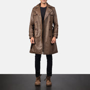 
Крупний план деталей of Shirt & Heavy-Duty Zipper Hardware on Royson Коричневий Leather Duster Шкіряне пальто для Чоловіків