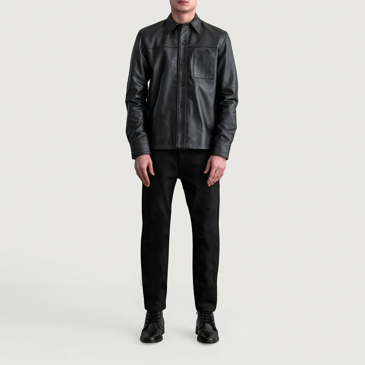 
Крупний план деталей of Shirt & Buttons Hardware on Scout Чорний Leather Shirt для Чоловіків