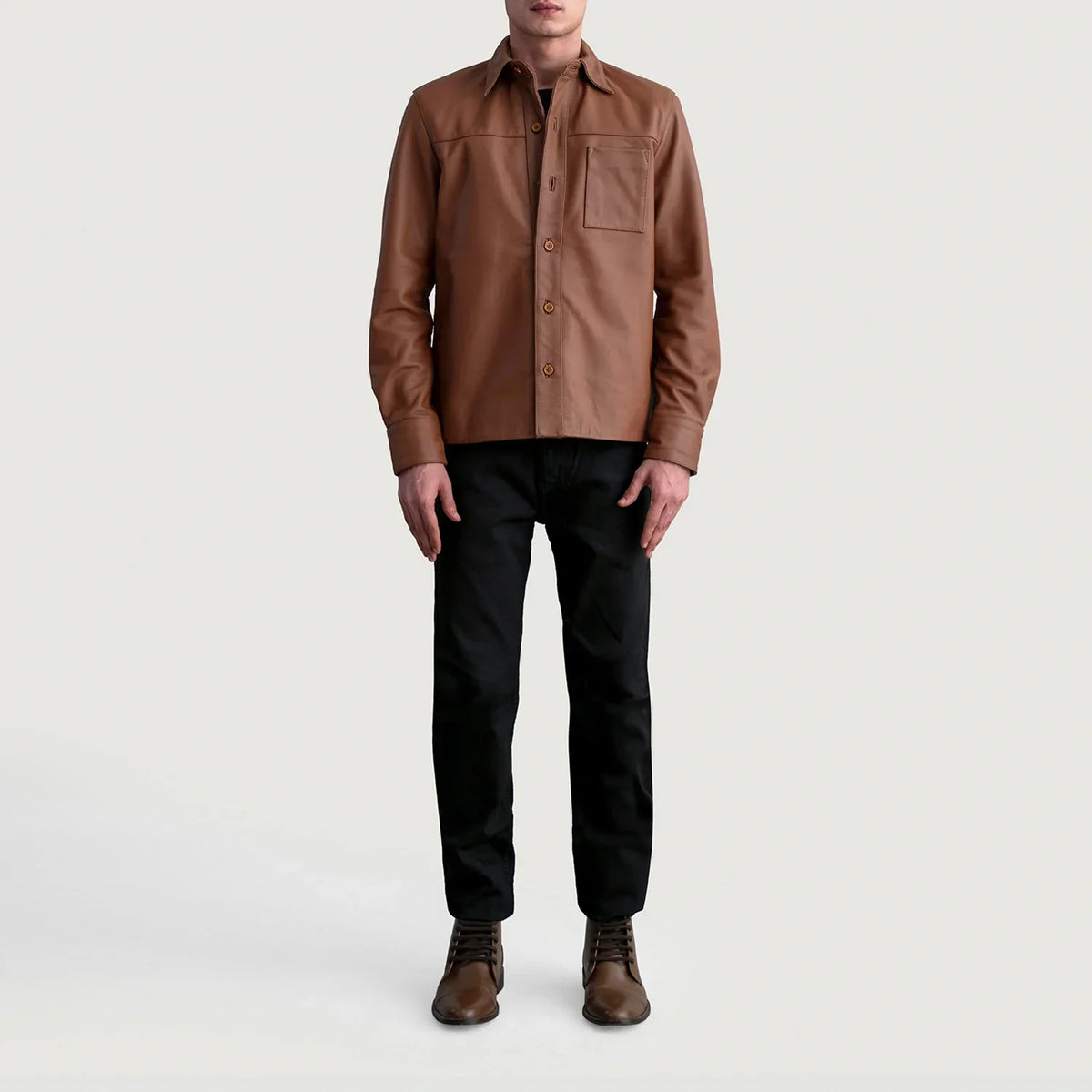 
Крупний план деталей of Shirt & Buttons Hardware on Scout Matte Коричневий Leather Shirt для Чоловіків