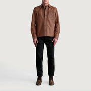 
Крупний план деталей of Shirt & Buttons Hardware on Scout Matte Коричневий Leather Shirt для Чоловіків
