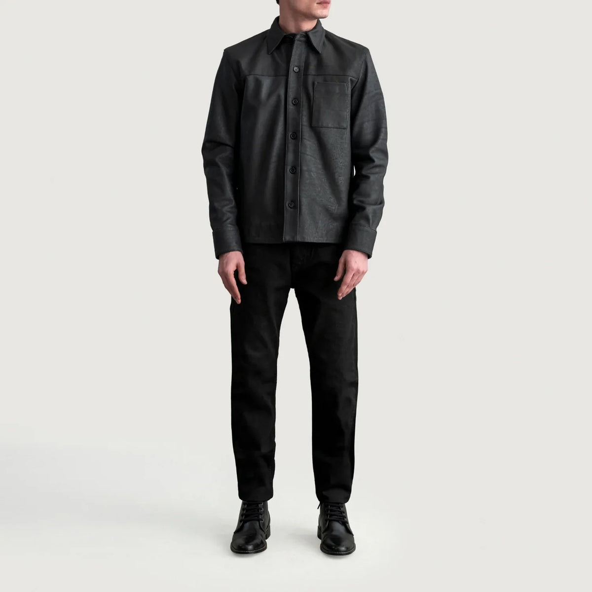 
Крупний план деталей of Shirt & Buttons Hardware on Scout Tumbled Чорний Leather Shirt для Чоловіків