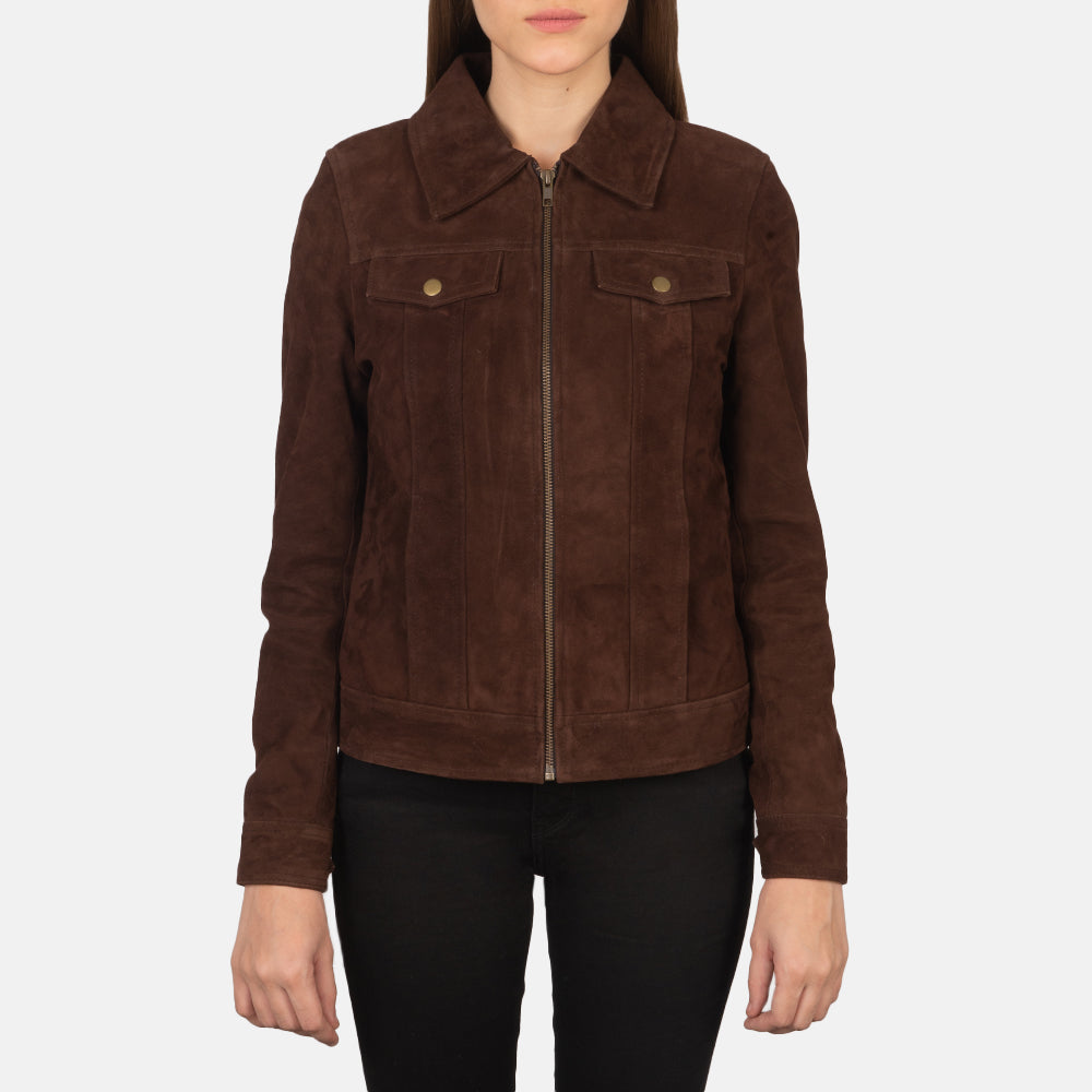 
Як виглядає на людині:  Suzy Brown Suede Trucker Jacket на моделі — природне спадання при денному світлі