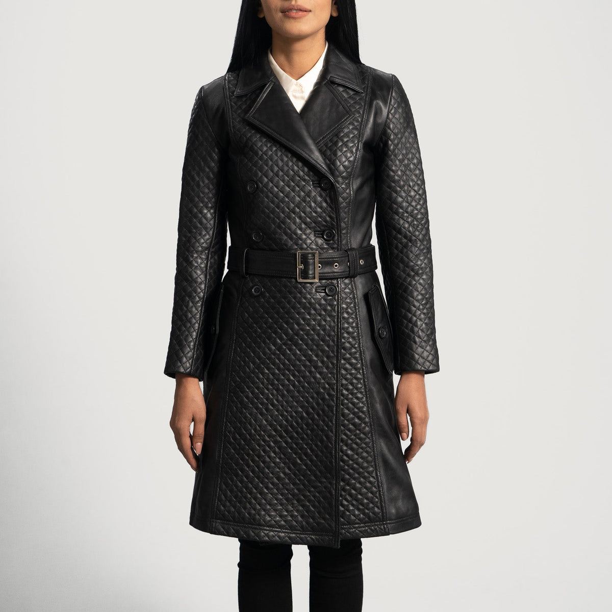 
Sweet Susan Чорний Шкіряний тренч для Жінок in Black Sheepskin Leather - Вигляд спереду та приталений силует | Купити в офіційному онлайн-магазині