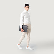 
The Baxter Leather Laptop Sleeve для Жінок для Жінок – alternate product view 2
