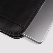 
The Baxter Leather Laptop Sleeve для Жінок для Жінок – alternate product view 4