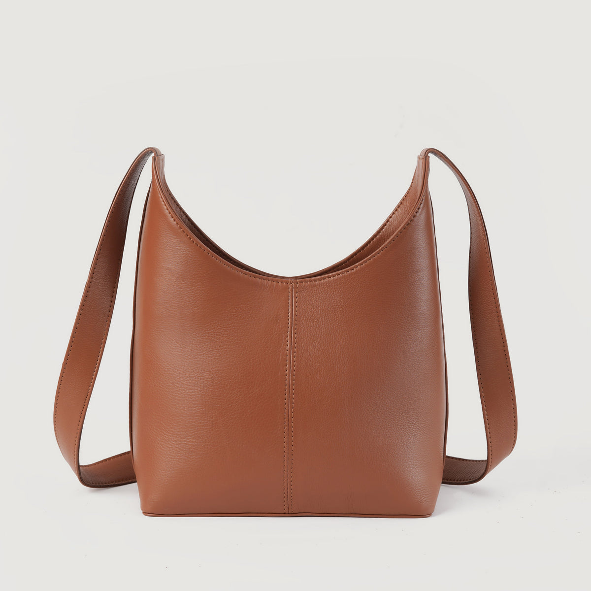 
Крупний план деталей of Classic Collar & Heavy-Duty Zipper Hardware on The Stefani Brown Leather Hobo Bag For Women