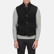 Close-Up Detail of Notch with removable throat latch &amp; Button Hardware on Tony Чорна Suede Vest чоловіча