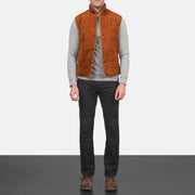 
Tony Коричневий Suede Vest для Чоловіків - Вигляд збоку з ергономічним кроєм рукава