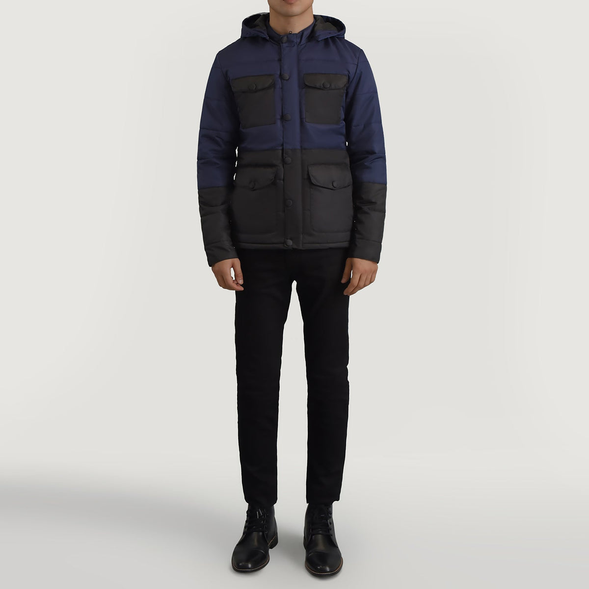 
Wayne Чорний & Синій Hooded Puffer Шкіряна куртка для Чоловіків - Вигляд збоку з ергономічним кроєм рукава
